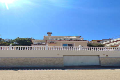 Cluster house for sale in Coín, Málaga. 