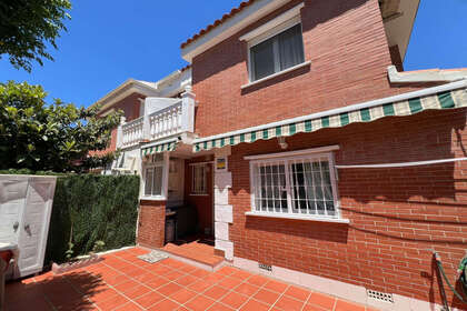 House for sale in Alhaurín de la Torre, Málaga. 