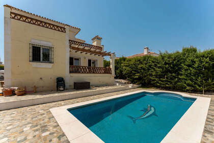 Cluster house for sale in Coín, Málaga. 