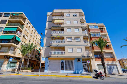 Apartment for sale in Guardamar del Segura, Alicante. 