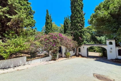 Cluster house for sale in Calahonda, Mijas, Málaga. 