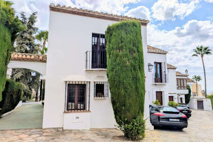 House for sale in Nagüeles, Marbella, Málaga. 