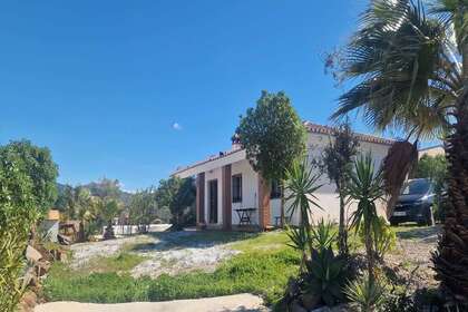 Land huse til salg i Arenas, Málaga. 