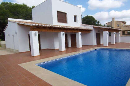 Maison de ville vendre en Moraira, Alicante. 