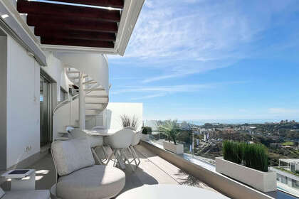 Penthouse for sale in Puerto Banús, Marbella, Málaga. 