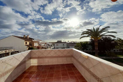 House for sale in Las Lagunas, Fuengirola, Málaga. 