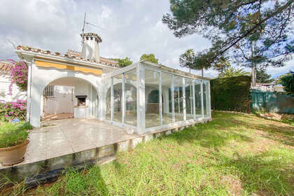Cluster house for sale in Calahonda, Mijas, Málaga. 