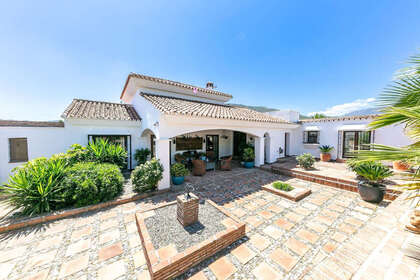 Ranch for sale in Mijas, Málaga. 