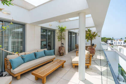 Penthouse for sale in Elviria, Marbella, Málaga. 