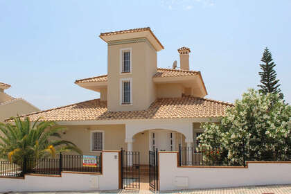 Maison de ville vendre en Orihuela-Costa, Alicante. 