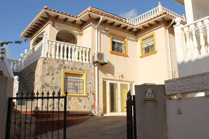 Maison de ville vendre en Orihuela-Costa, Alicante. 