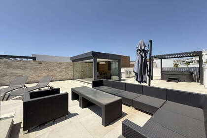 Plenthuse til salg i Puerto de Cabopino, Marbella, Málaga. 