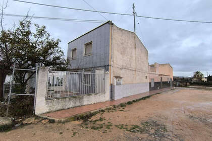 House for sale in Yecla, Murcia. 