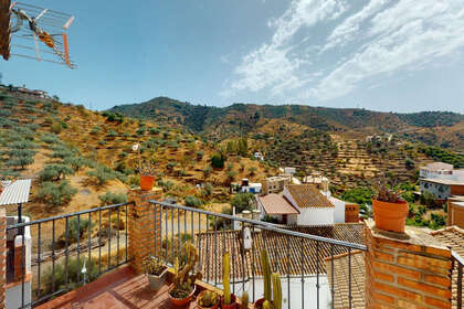 Huse til salg i Arenas, Málaga. 