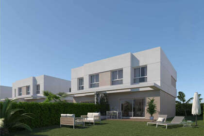 Reihenhaus zu verkaufen in Vélez-Málaga. 