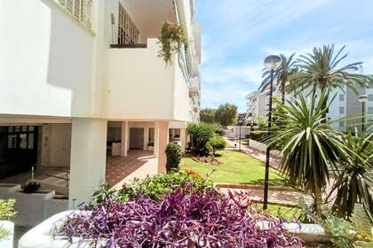 Apartment for sale in La Carihuela, Torremolinos, Málaga. 