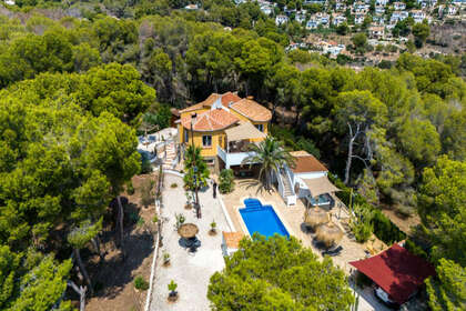 Rijtjeshuizen verkoop in Benissa, Alicante. 