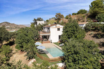 Cluster house for sale in Coín, Málaga. 