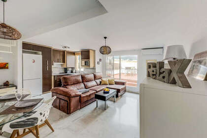 耳房 出售 进入 Fuengirola, Málaga. 