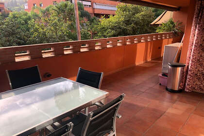 Apartment for sale in Puerto Banús, Marbella, Málaga. 