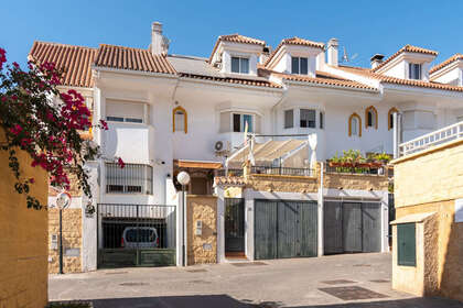 House for sale in La Sierrezuela, Mijas, Málaga. 