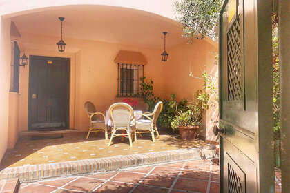 Huse til salg i Guadalmina, Málaga. 