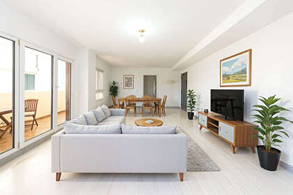 Apartment for sale in Torrequebrada, Benalmádena, Málaga. 