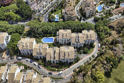 Apartment for sale in Torrequebrada, Benalmádena, Málaga. 