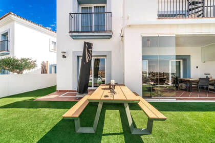 Apartamento venda em El Paraiso, Estepona, Málaga. 