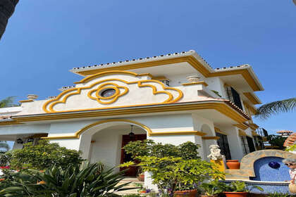 Chalet Adosado venta en San Pedro de Alcántara, Marbella, Málaga. 