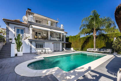 Cluster house for sale in Alhaurín el Grande, Málaga. 