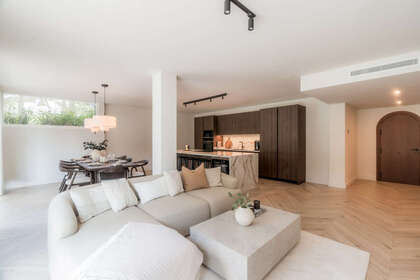 Apartment for sale in Puerto Banús, Marbella, Málaga. 