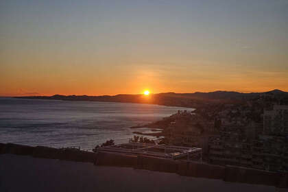 Lejlighed til salg i Torrequebrada, Benalmádena, Málaga. 