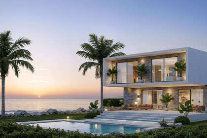 联排别墅 出售 进入 Casares, Málaga. 