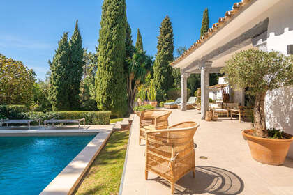 Rijtjeshuizen verkoop in Hacienda Las Chapas, Marbella, Málaga. 