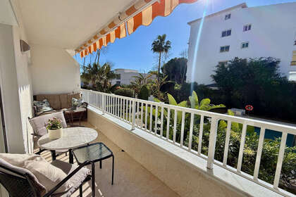 Apartment for sale in Puerto Banús, Marbella, Málaga. 