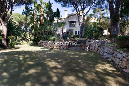 Cluster house for sale in Calahonda, Mijas, Málaga. 