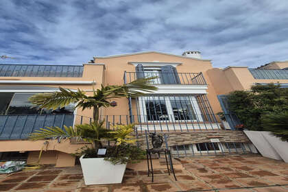 House for sale in Marbella, Málaga. 