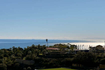 Apartment for sale in Puerto Banús, Marbella, Málaga. 