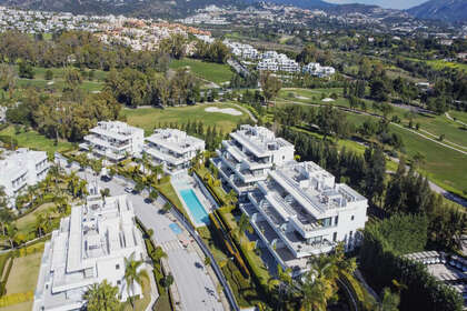 Apartment for sale in Puerto Banús, Marbella, Málaga. 