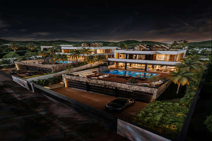 Cluster house for sale in Puerto Banús, Marbella, Málaga. 