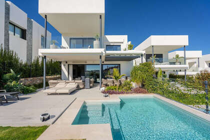 House for sale in Alhaurín de la Torre, Málaga. 