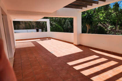 Апартаменты Продажа в Torrequebrada, Benalmádena, Málaga. 