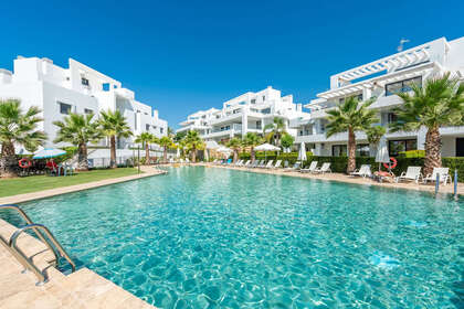 Пентхаус Продажа в El Paraiso, Estepona, Málaga. 