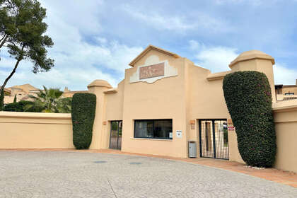 Апартаменты Продажа в Puerto Banús, Málaga. 