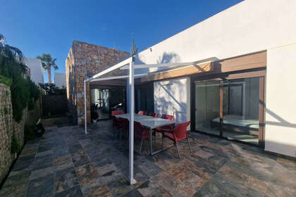 Таунхаус Продажа в Orihuela, Alicante. 