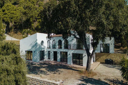 Таунхаус Продажа в Casares, Málaga. 