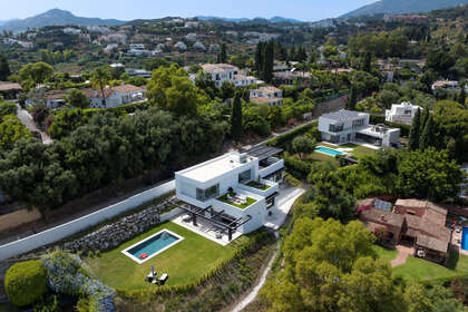 Таунхаус Продажа в Benahavís, Málaga. 