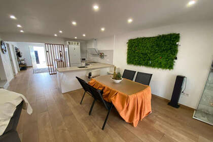 Дом Продажа в Fuengirola, Málaga. 