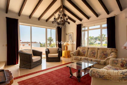 Таунхаус Продажа в Calahonda, Mijas, Málaga. 